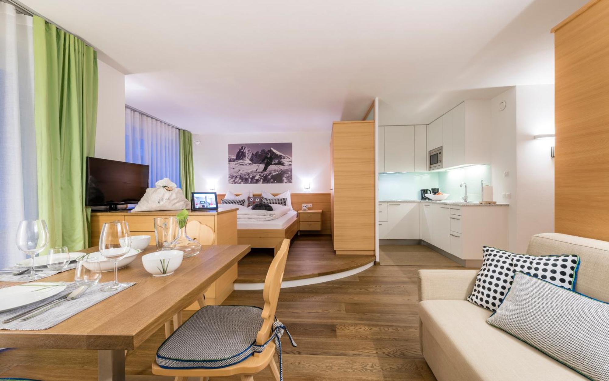 Avita - Suites To Relax Ortisei Exteriér fotografie