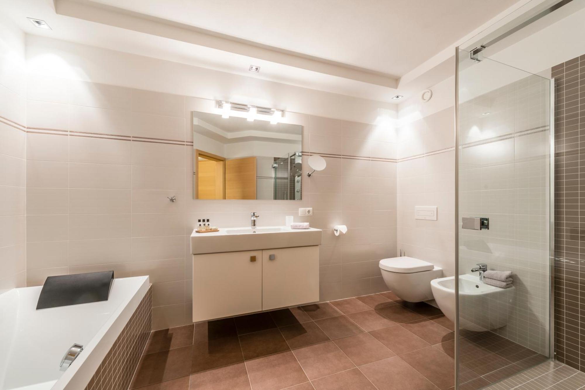 Avita - Suites To Relax Ortisei Exteriér fotografie